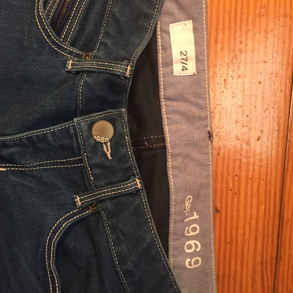 GAP Cropped Mid Rise Skinny Jean - Picture 4 of 4